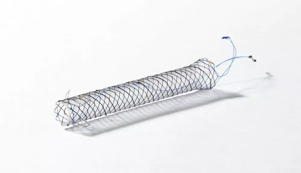 BCT – Total coberto com flaps e laços